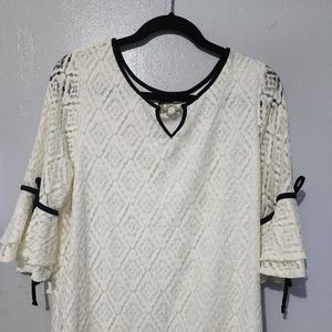Olivia Blue Cream and Black Lace Crew Neck Blouse Woman Plus 1X
